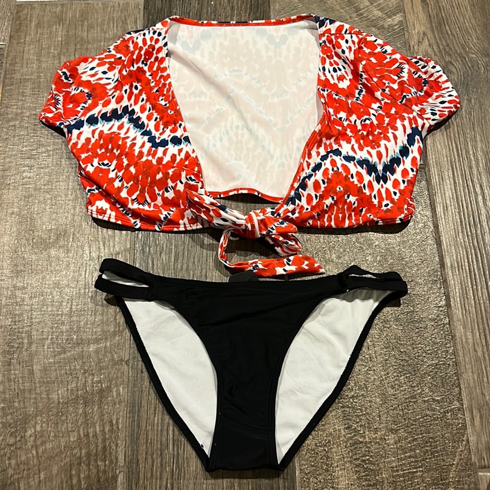 Short Sleeve Top Bikini